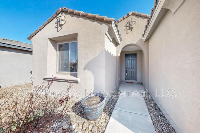 Building Photo - 6405 Kings Cyn Cv NE