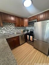 Building Photo - 2452 Tusitala St