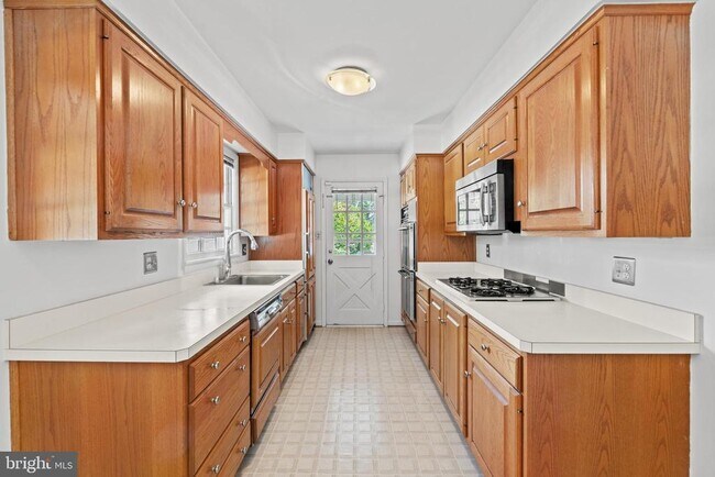 Foto del edificio - 3001 Battersea Ln
