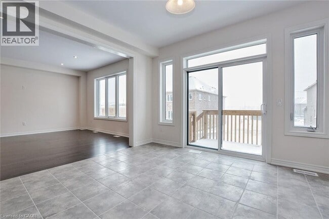 Building Photo - 39 Morrison Dr