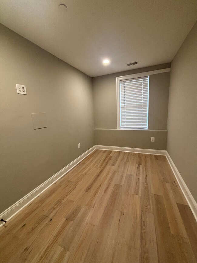 Foto del edificio - 2025 3rd St NW