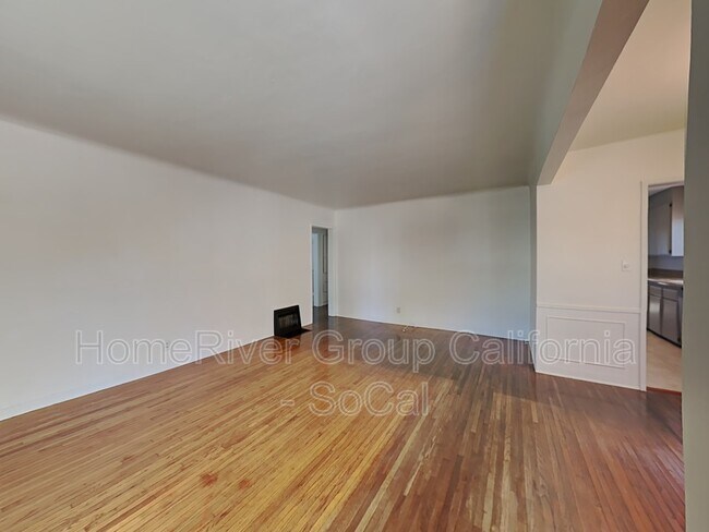 Building Photo - 2709 Military Ave