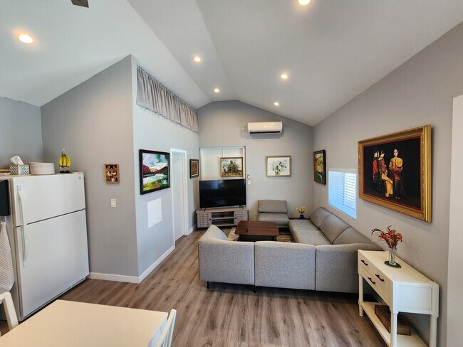 Foto del edificio - 1332 Winchester Ave