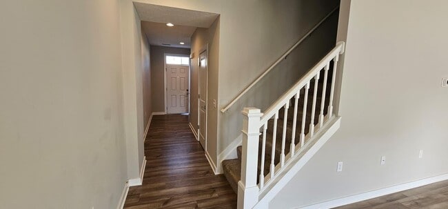 Building Photo - 125 Lenell Lp