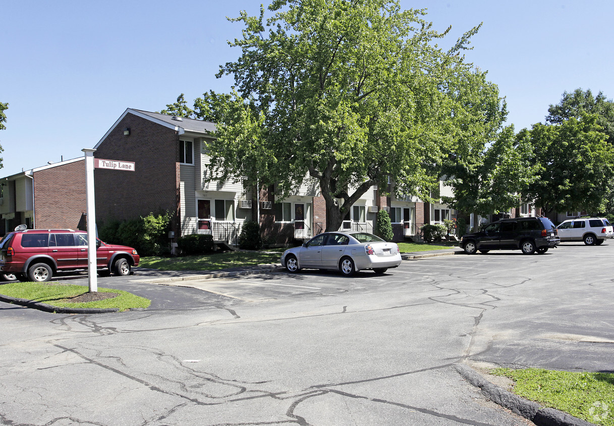 Primary Photo - Redwood Terrace