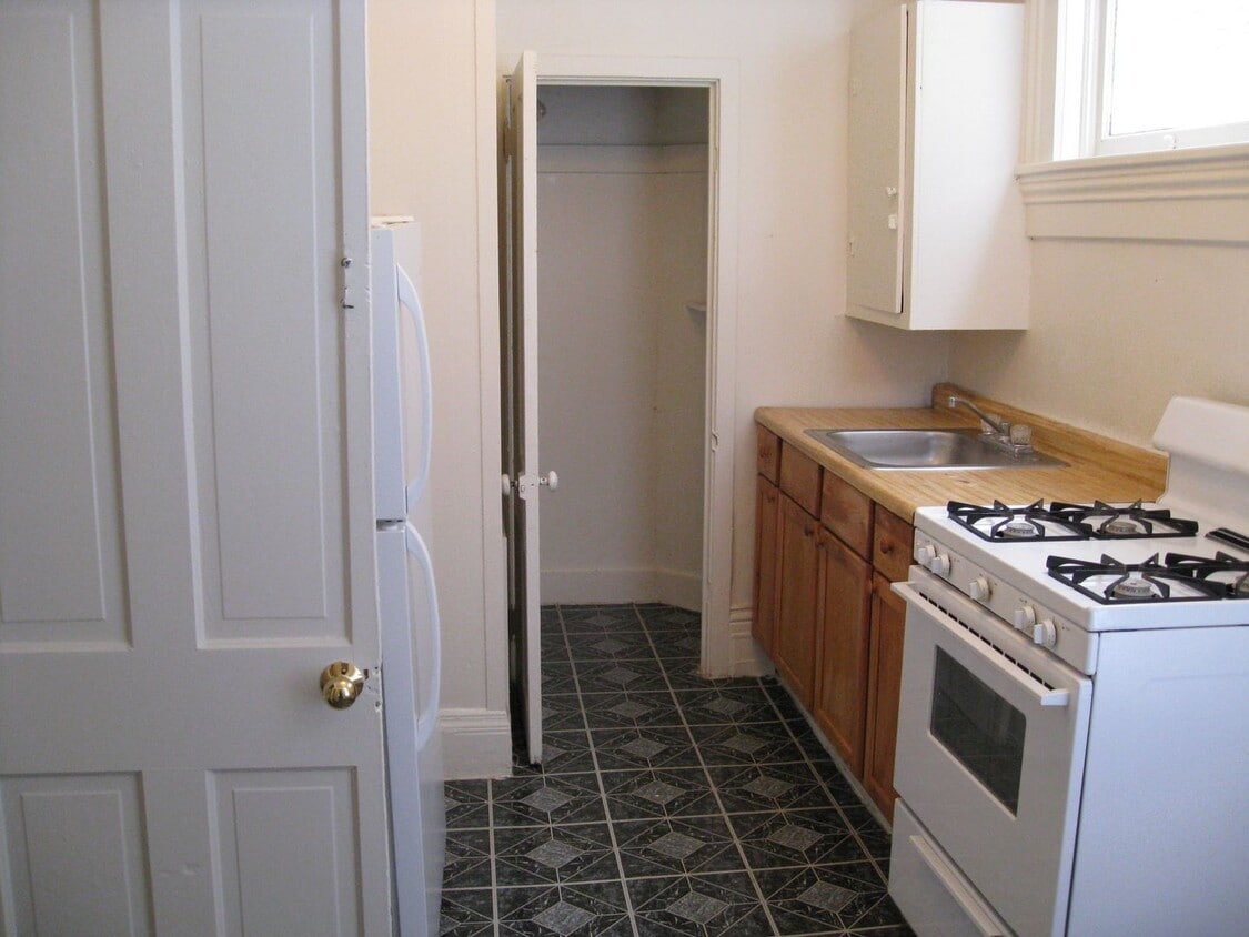 Photo - 912 N 10th Street