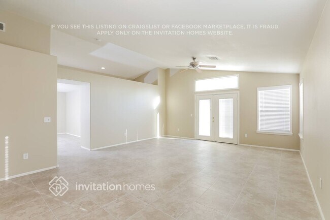 Foto del edificio - 10502 W Windsor Blvd