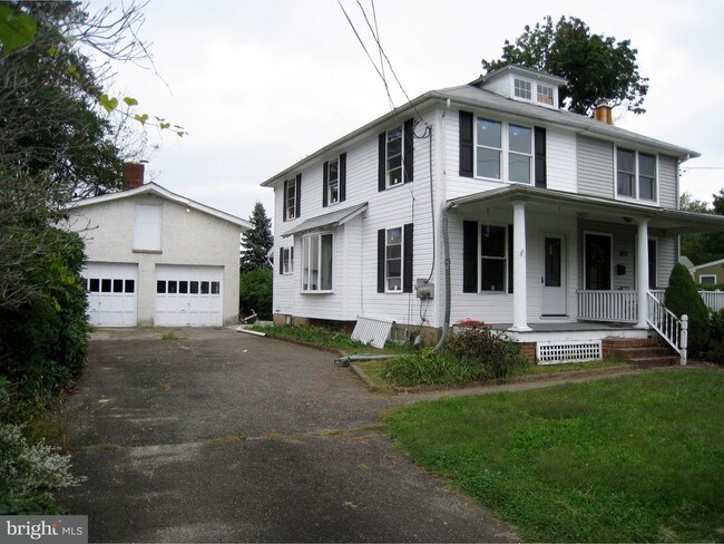 Building Photo - 85 Cornell Ave
