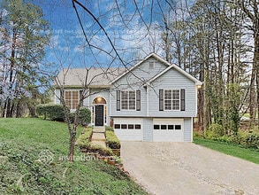 Building Photo - 2875 Winchester Dr