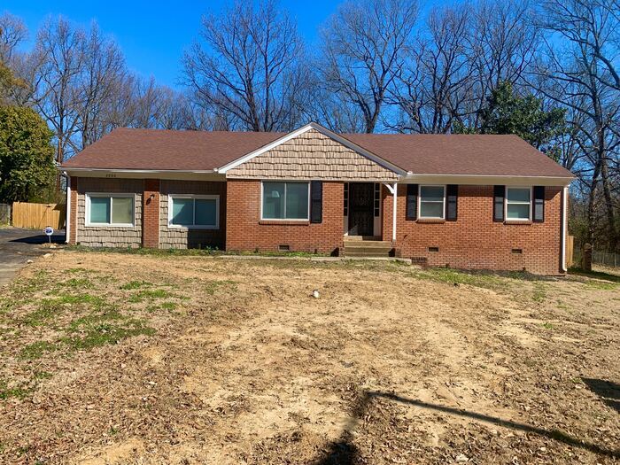 Primary Photo - 2880 Cavern Dr