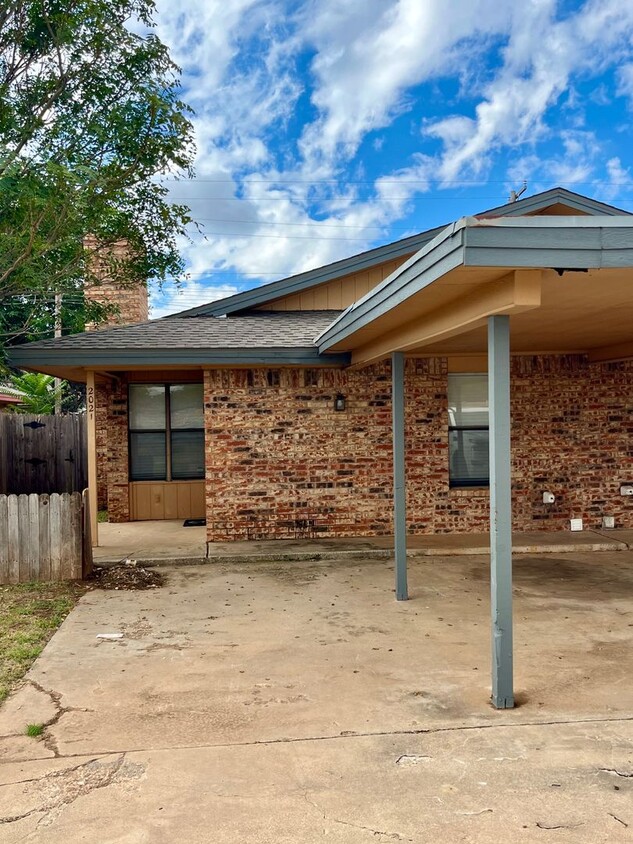 Primary Photo - 2 Bedroom Duplex