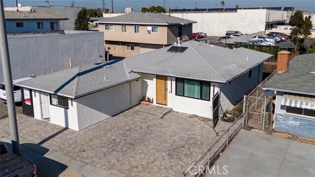 Foto principal - 4731 W El Segundo Blvd