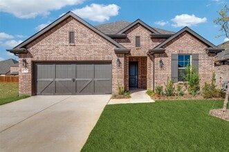 Building Photo - 1312 Silver Grass Mdw