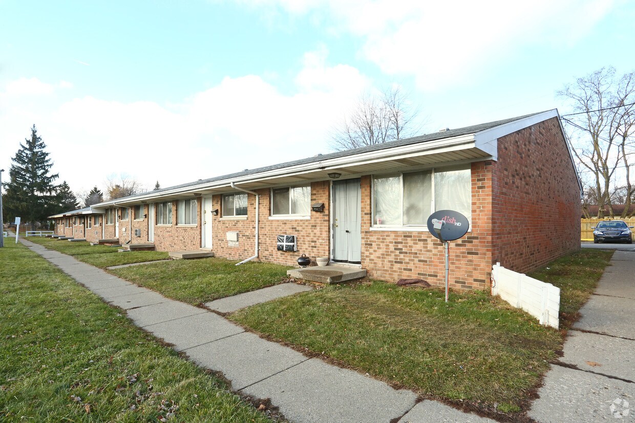 Aaron Apartments Flint, MI