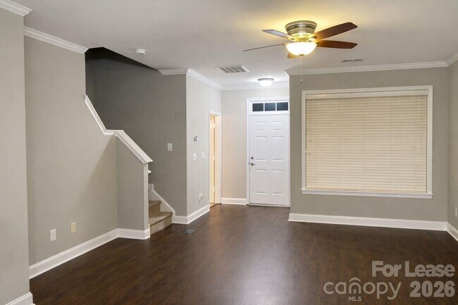 Building Photo - 116 Morning Mist Ln