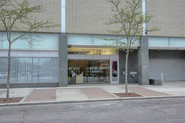 Building Photo - 432 S Washington Ave