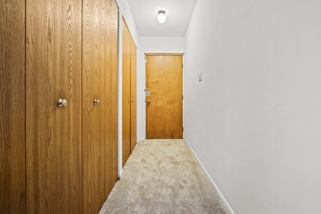 Foto del edificio - 320 N Austin Blvd