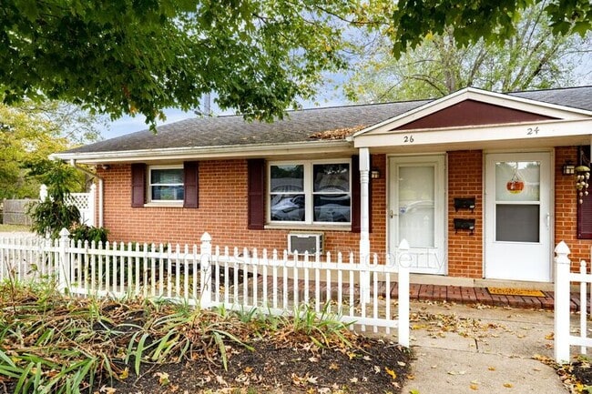 Photo - 14-107 Candlewood Court House