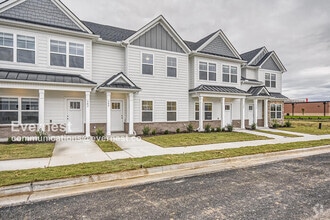 Building Photo - 307 Raines Ct