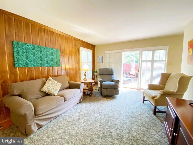 Building Photo - 2658 Shadow Cove