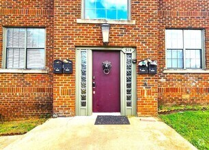 Building Photo - 514 NW 27th St