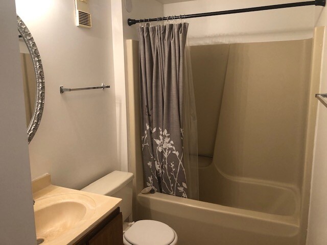 Bathroom - 115 Knoll Rd