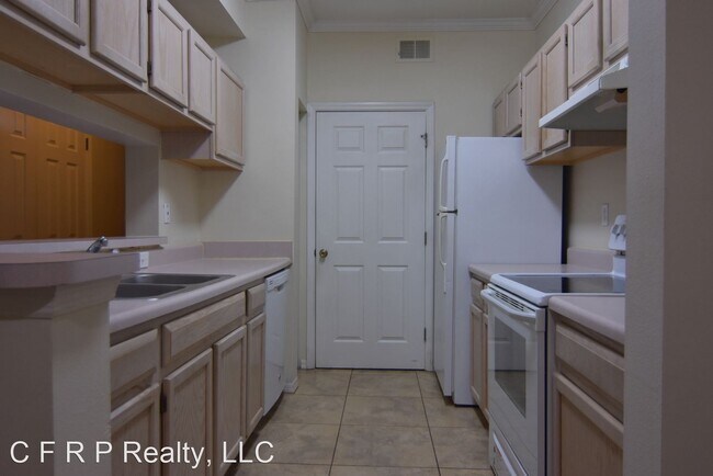 Building Photo - 1 br, 1 bath House - 5612 Pinnacle Heights...