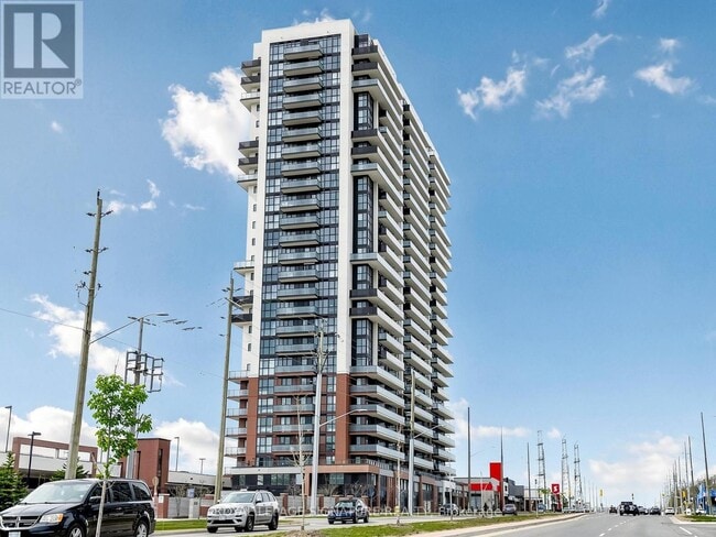 Building Photo - 2550 Simcoe St N
