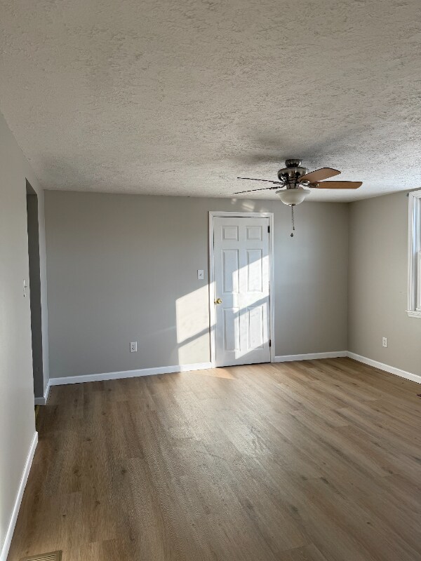 Foto del edificio - 3712 Legion Dr