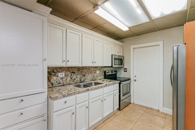 Building Photo - 16410 NW 20th Ave