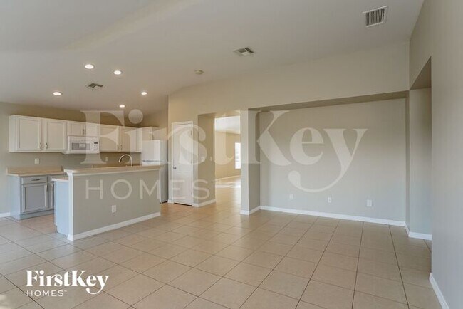 Building Photo - 25453 Bandito Ct