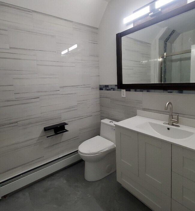 Foto del edificio - 232 1st St
