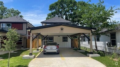 Building Photo - 2320 Wavell St