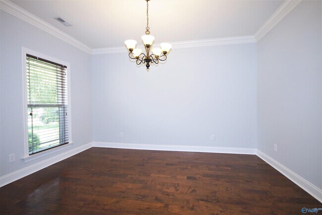 Building Photo - 109 Wolf Creek Trail SW