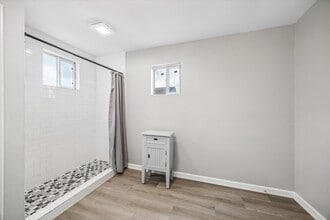 Building Photo - 7837 Dayton St