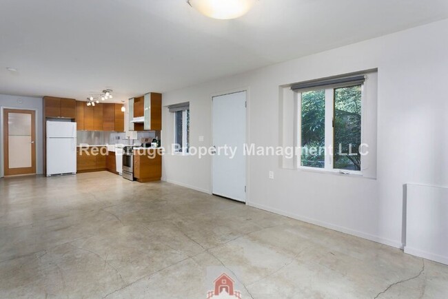 Foto del edificio - 2320 SE Morrison St