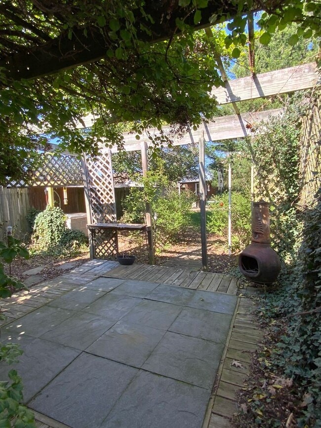 Building Photo - 3 br, 1.5 bath House - 33-35 S PENN STREET