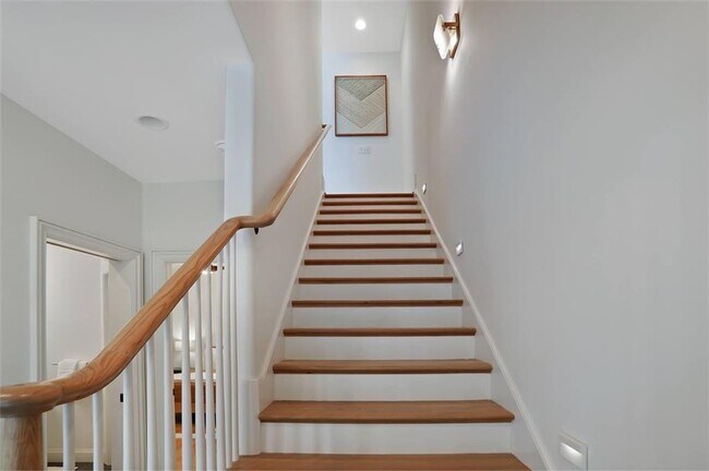 Foto del edificio - 691 Eustace St SE