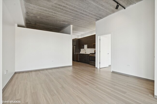 Foto del edificio - 1920 N Milwaukee Ave