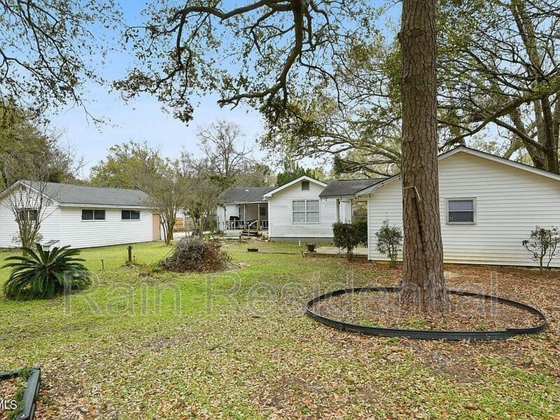 1650 Hollywood Blvd, Biloxi, MS 39531 House Rental in Biloxi, MS