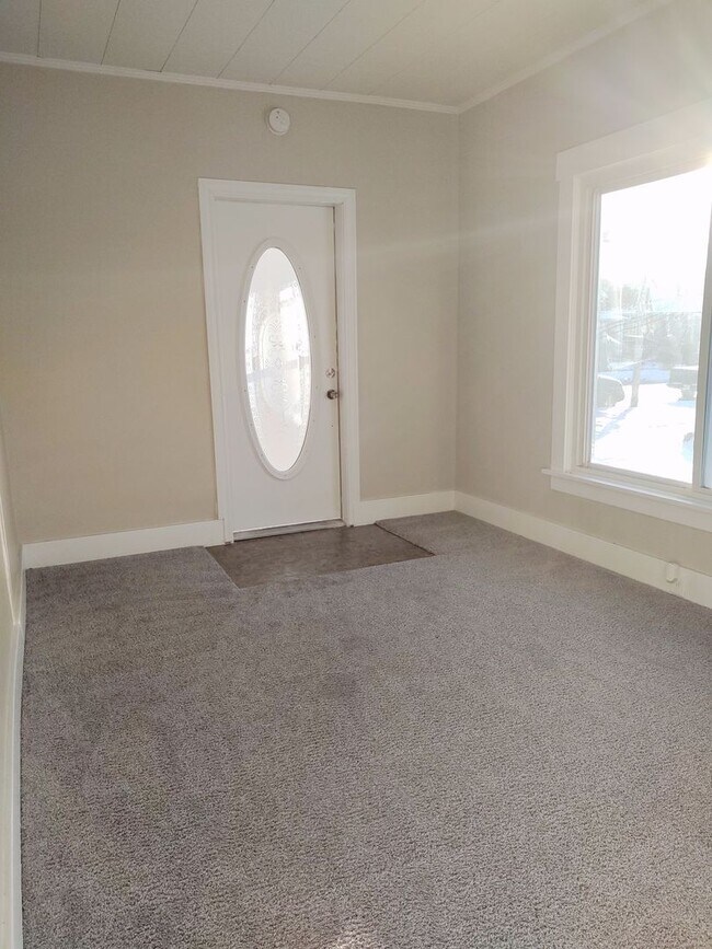 Foto del edificio - House 3 bedroom 1 bathroom
