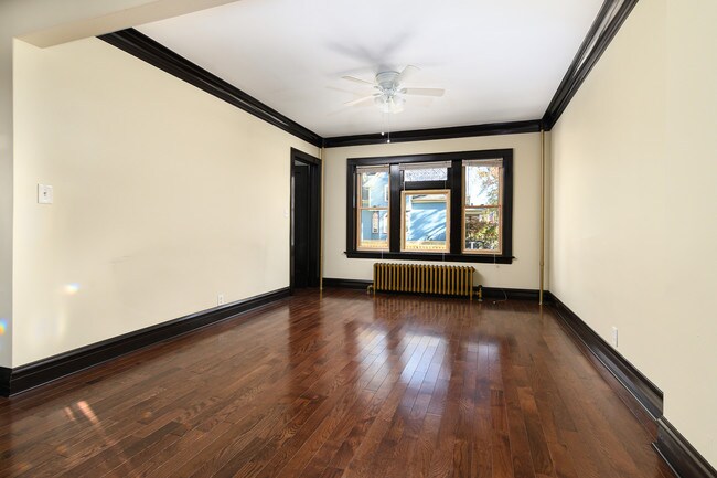 Foto del edificio - 521 Jackson Blvd