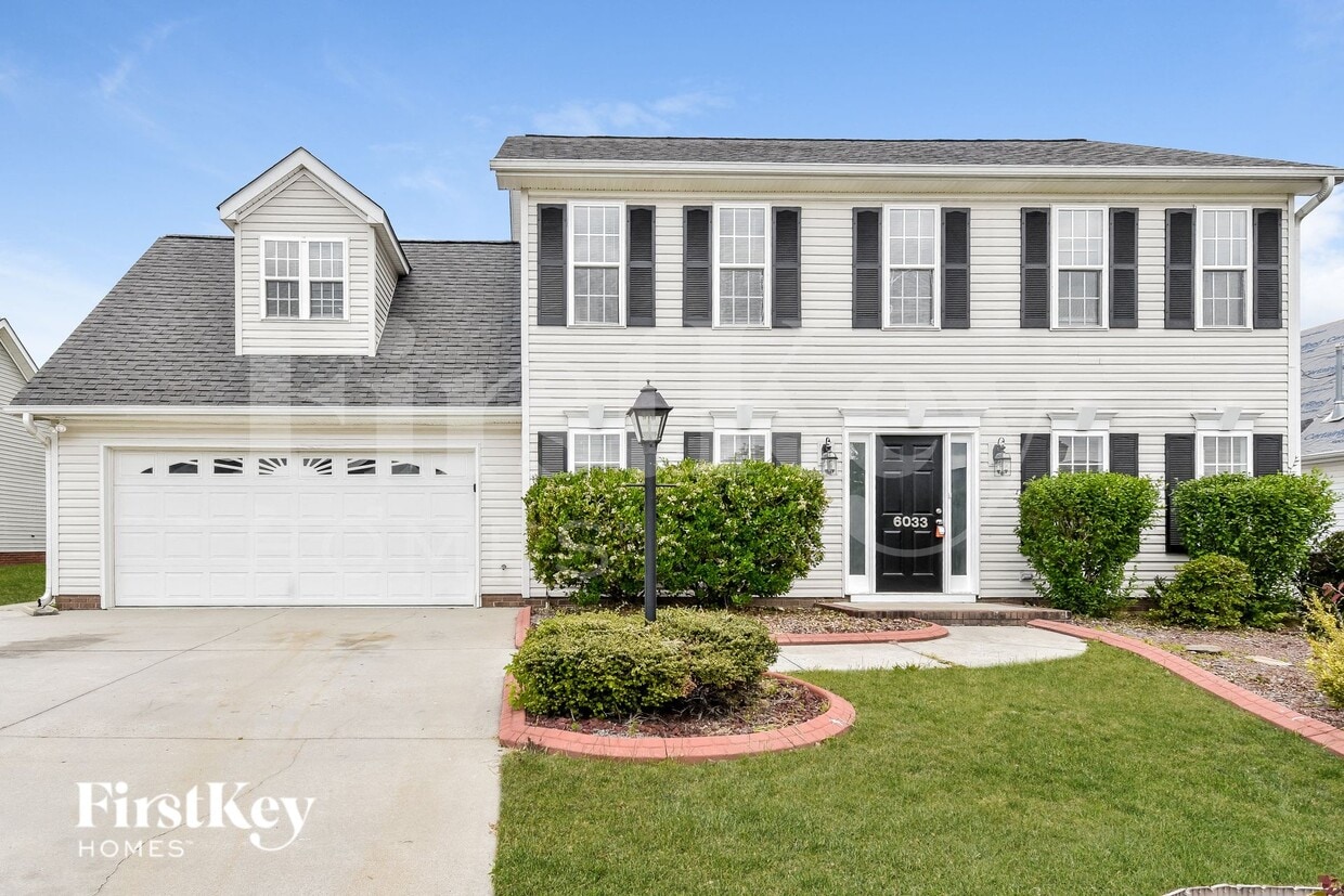 Foto principal - 6033 Old Plank Rd