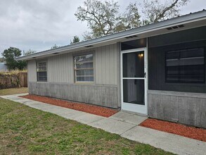 Building Photo - 1736-1738 E Fern Rd