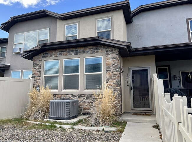 Building Photo - 3609 Autumn Colors Dr