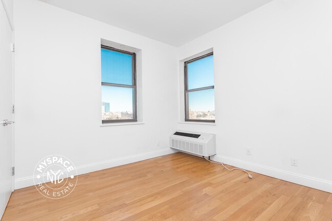 Building Photo - 1127 Flatbush Ave