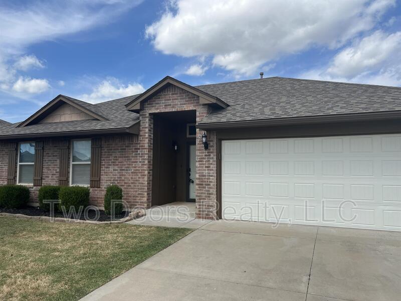 Foto principal - 11905 SW 8th St