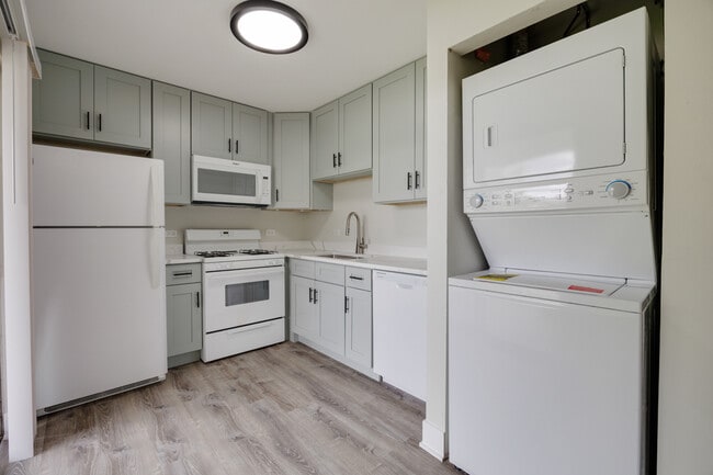 Building Photo - 117 Gant Cir