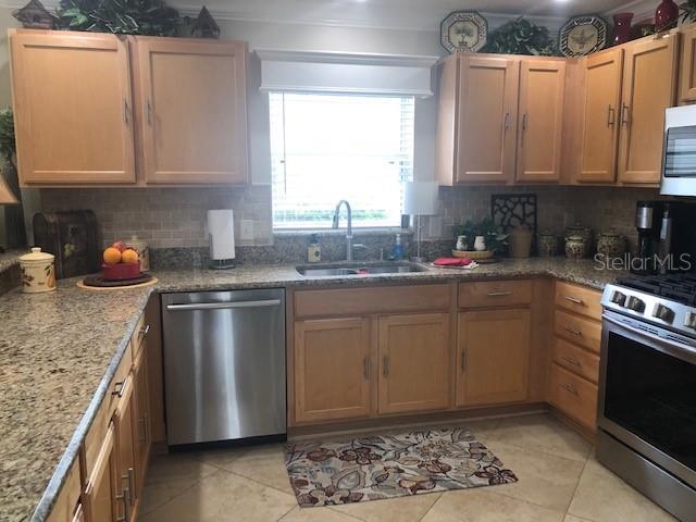 Building Photo - 1636 Summerchase Loop