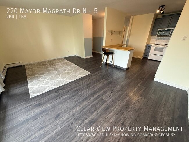 Building Photo - Well-maintained and cozy 2-bedroom, 1-bath...